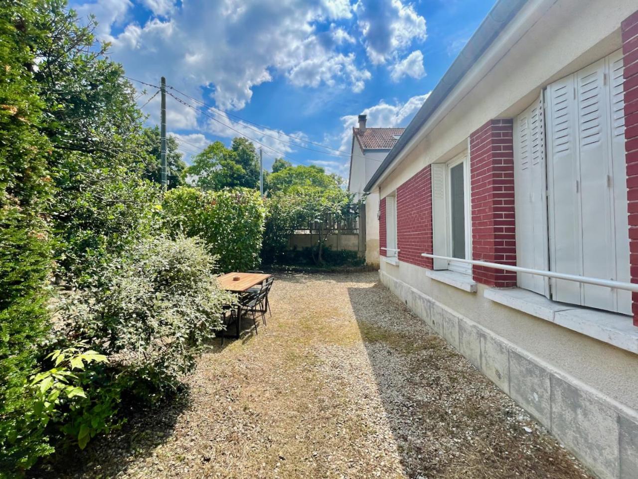 L'Envers Du Temps - Sonights Dourdan Exterior photo